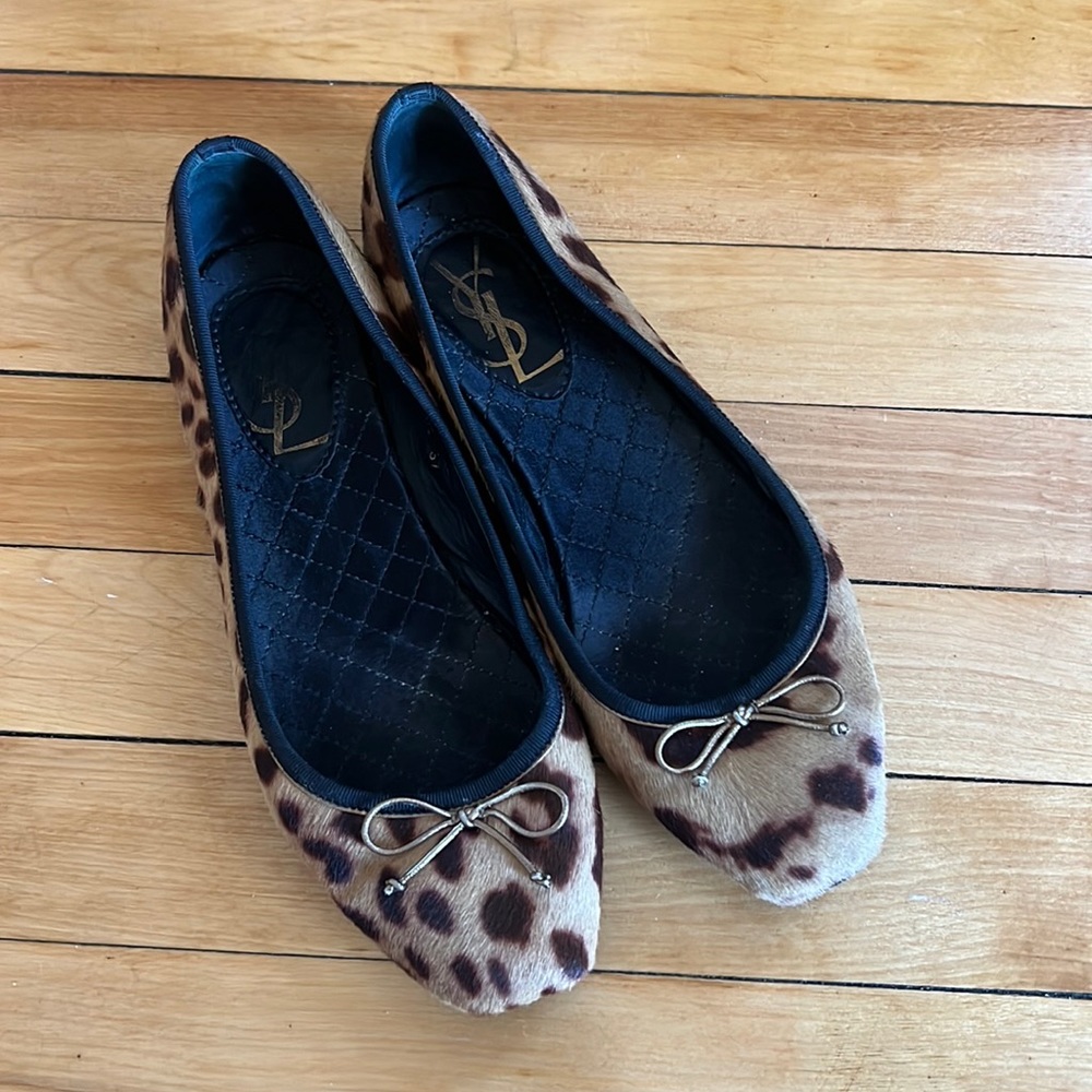 Yves Saint Laurent Leopard Print Flats